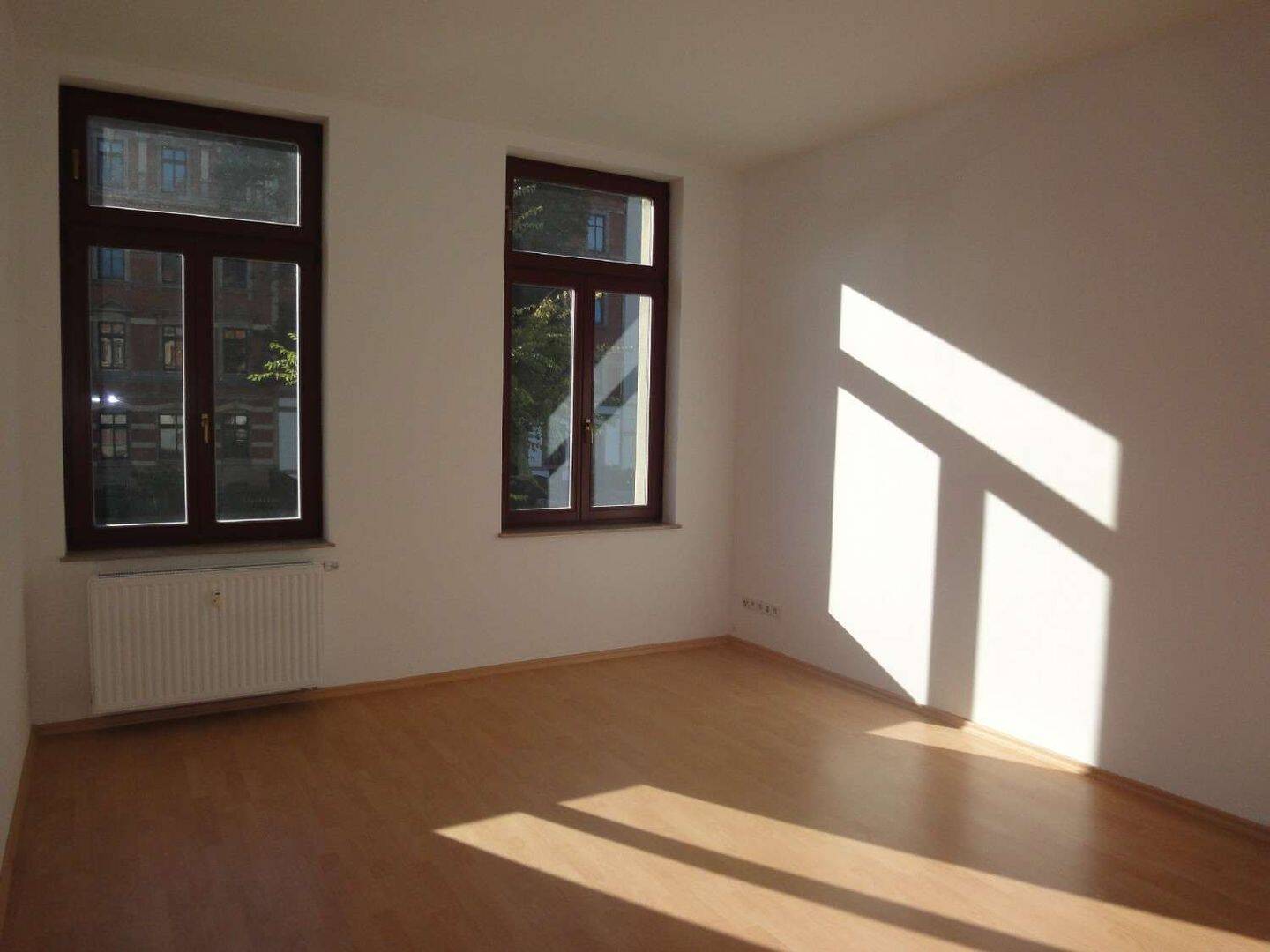 TOP Grundriss und TOP Mietpreis mit Laminat in Schloß-Chemnitz – Chemnitz – Vorschaubild 2