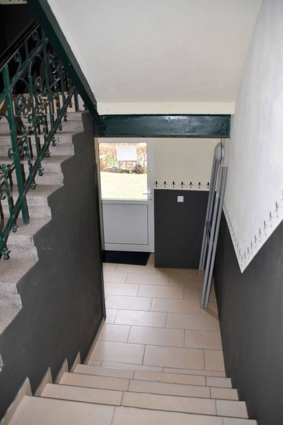 Schöne 5 Zimmerwohnung im ruhigem Mehrfamilienhaus..... – Chemnitz – Vorschaubild 3