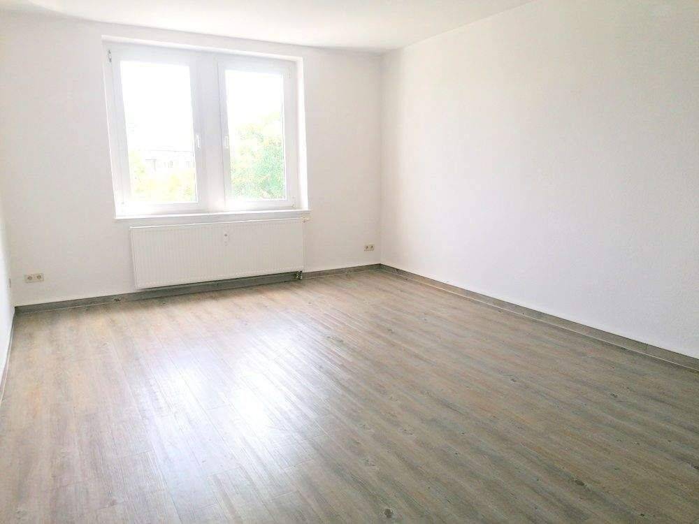 !! 3-Zimmer-Dachgeschosswohnung mit Einbauküche !! – Chemnitz – Vorschaubild 7