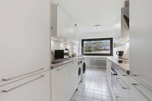 Begehrte Lage nähe Südpark mit 2 großen Balkonen und Garage optional! – 50968 Köln – Vorschaubild 3