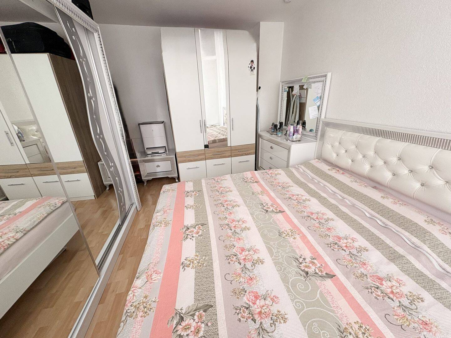 CITYHOUSE: Moderne, sanierte Wohnung mit Balkon zum Wohlfühlen – Köln – Vorschaubild 8