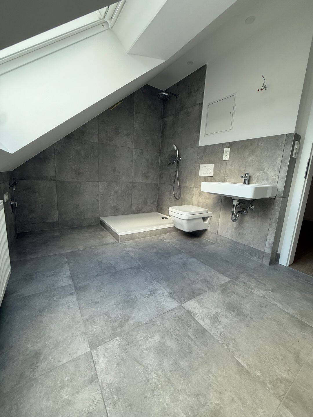 ERSTBEZUG!! Schöne & helle 3 ZKB Maisonette- Wohnung in 66121 zu vermieten – Saarbrücken – Vorschaubild 6