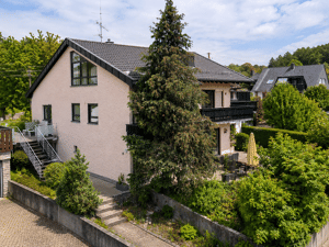 Charmantes Dreifamilienhaus in ruhiger Lage von Oberdürrbach – 97080 Würzburg – Vorschaubild 3
