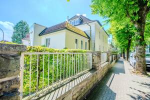 Repräsentative Stadtvilla mit Büroflächen und vielseitigem Wohnkonzept in zentraler Lage – 42853 Remscheid – Vorschaubild 3