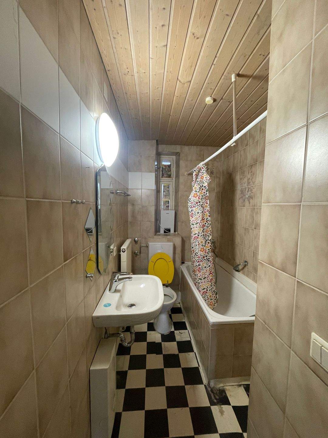 LAGE, LAGE LAGE, 3-Zimmer-Wohnung im 1. OG – Nürnberg – Vorschaubild 2