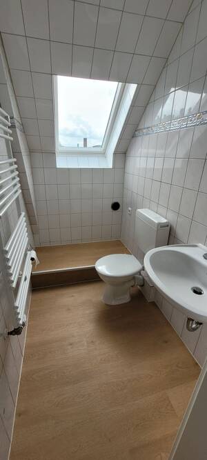 130 qm DG-Wohnung, 4 Zimmer, frisch renoviert. – 44147 Dortmund – Vorschaubild 5