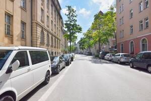 AIGNER - Nur wenige Schritte von der alten Frauenklinik - Moderne 2-Zimmer-Wohnung in bester Lage – 80337 München – Vorschaubild 7