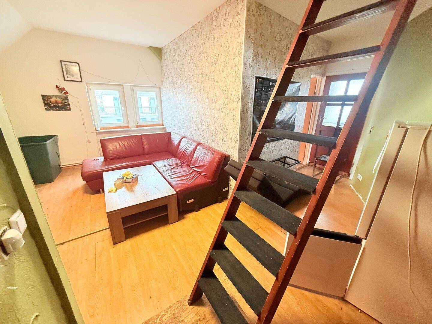 **Besichtigung: Di., 09.06.2026 um 18:00 Uhr** Schöne Familienwohnung am Volkspark! **Balkon**