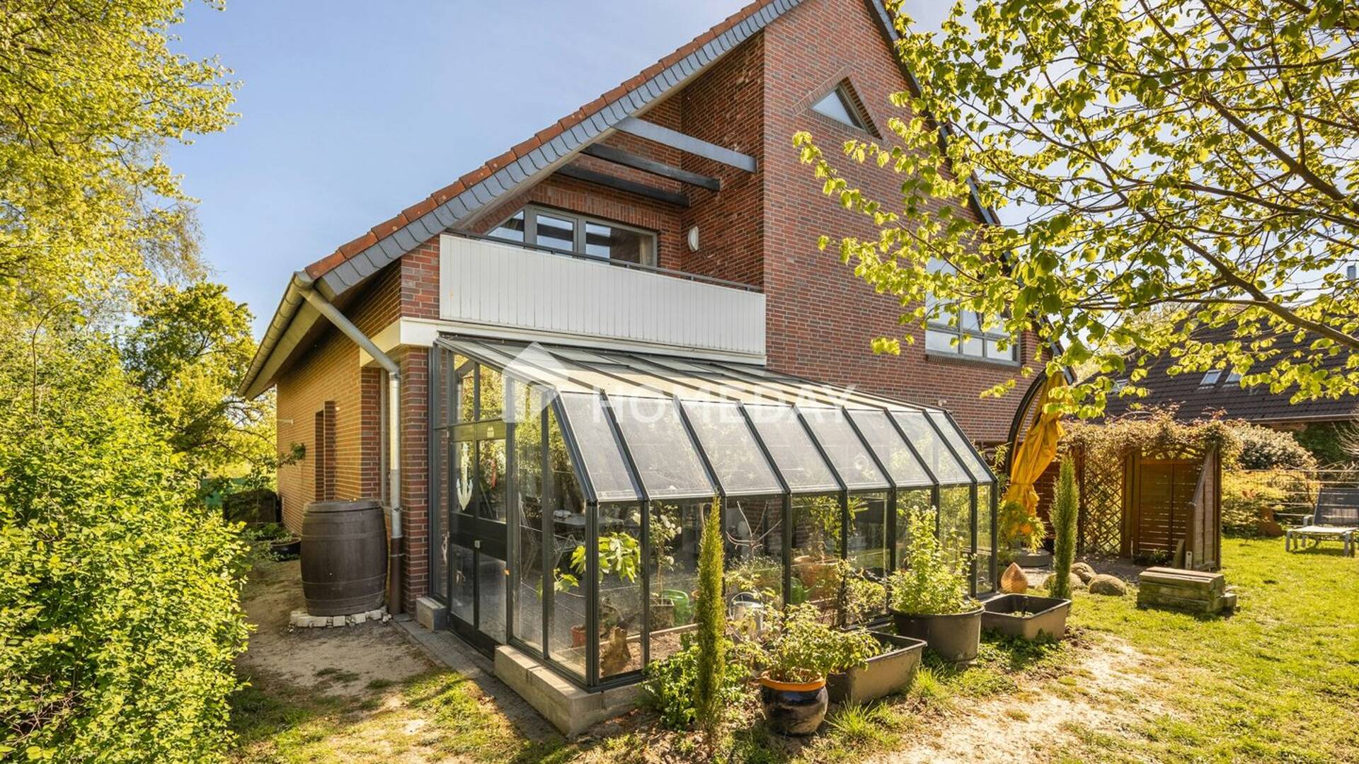 Haus in 26388 Wilhelmshaven mit 243,44 m² kaufen