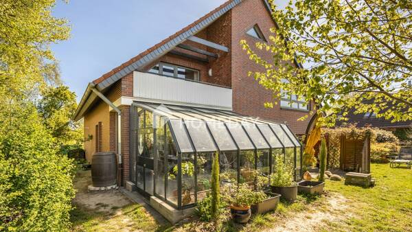Haus in 26388 Wilhelmshaven mit 243,44 m² kaufen