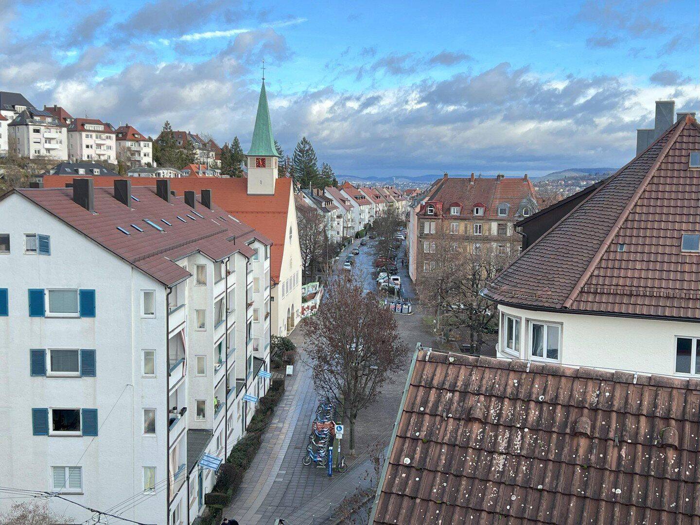 Stilvolle und möblierte 2-Zimmer-Wohnung in Stuttgart-West (flexible Befristung möglich) – Stuttgart – Vorschaubild 2