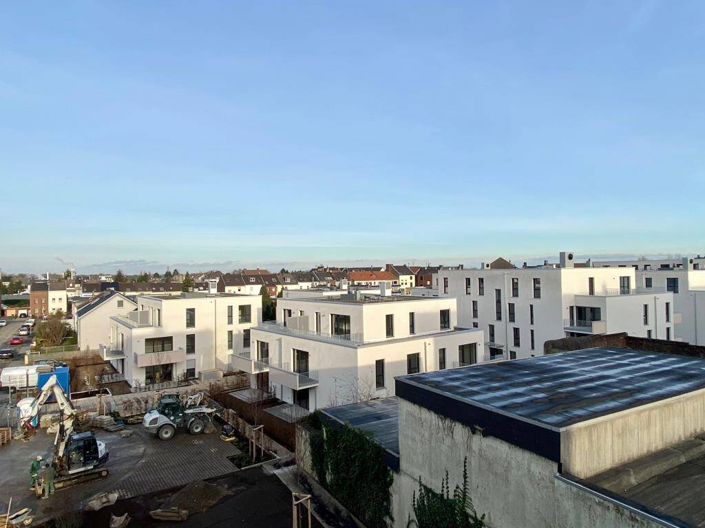 Bei VIVAWEST die Sonnenstrahlen auf dem eigenen Balkon genießen. – Mönchengladbach – Vorschaubild 6