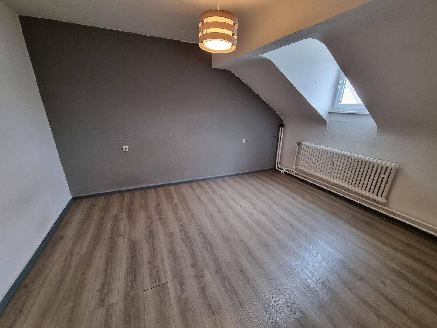 Trier-City: Zentral gelegene 2ZKB Wohnung mit 44 m² Wohnfläche