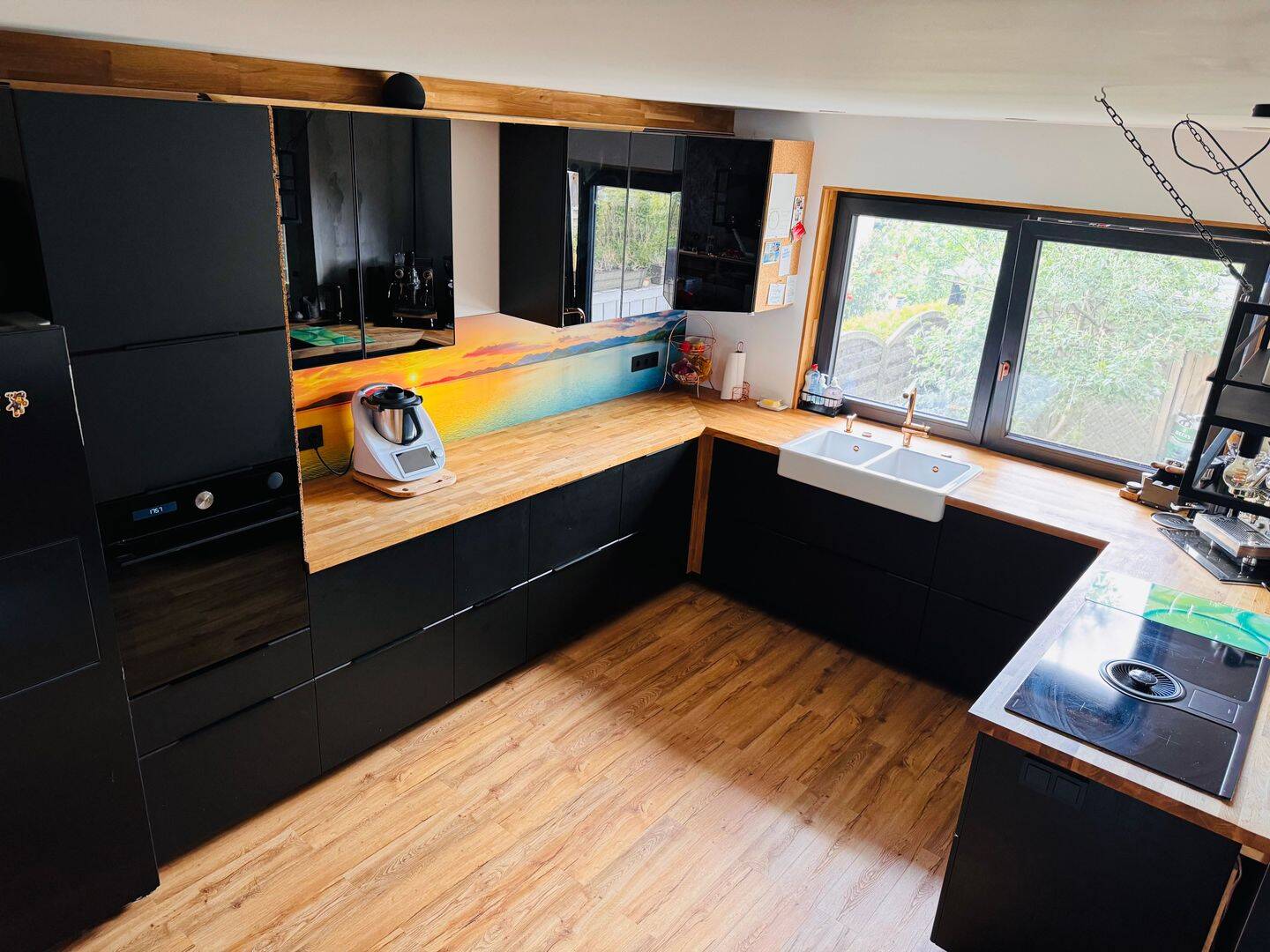 Zuhause ankommen – charmantes Einfamilienhaus mit Potenzial: 115m2 Wohnfläche, ausgebautem Dachboden, großem Keller und ca. 405m2 Grundstück – Lübeck – Vorschaubild 2