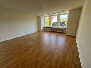 Willkommen in Ihrem neuen Zuhause! Charmante 3-Zimmer-Wohnung im Herzen von Kiel. – 24118 Kiel – Vorschaubild 2