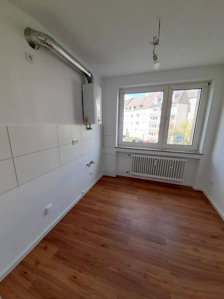 2 Zimmer Wohnung mit 2 Balkonen ideal als WG für 2 Personen – Aachen – Vorschaubild 3