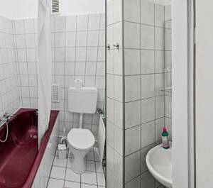 Attraktives Apartment mit Balkon in begehrter Düsseldorfer Innenstadtlage - sofort verfügbar – 40215 Düsseldorf – Vorschaubild 4