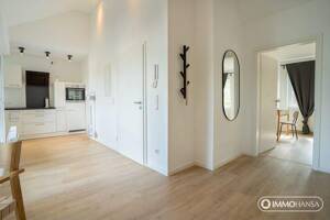 AIRPORT-LOFT ++ Lichtdurchflutet, komplett möbliert, mit Loggia & Stellplatzoption – 22335 Hamburg – Vorschaubild 7