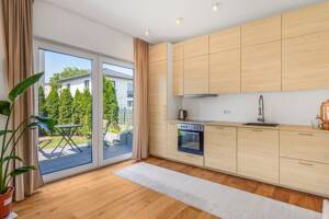 Stilvolles Einfamilienhaus mit ausgebautem Dachgeschoss und hochwertiger Ausstattung – 12349 Berlin – Vorschaubild 8