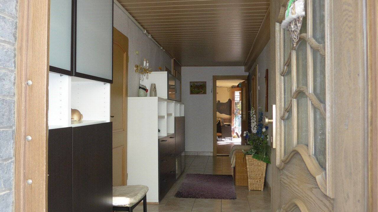 Viel Potential mit gemütlichem Innenhof – Glauchau – Vorschaubild 7