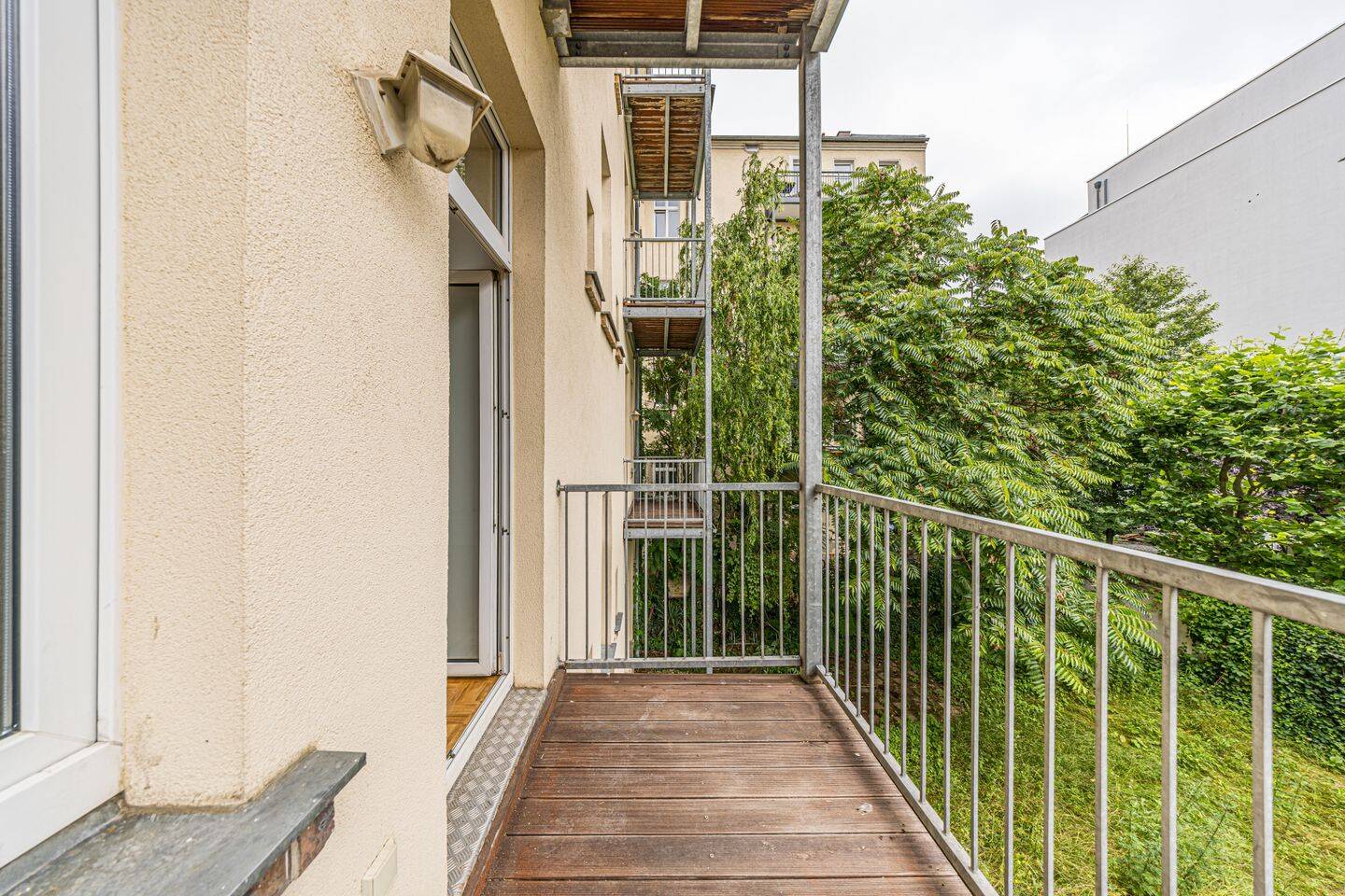 Harmonische 2 Zimmer Wohnung mit Tageslichtbad und edlem Parkett – Leipzig – Vorschaubild 4