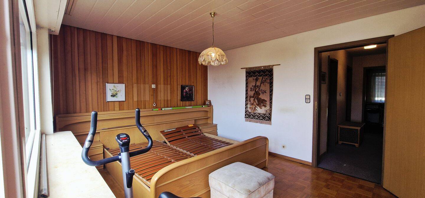 Charmantes Reihenmittelhaus mit Garten, Terrasse und Parkplatz in ruhiger Lage – Kornwestheim – Vorschaubild 6