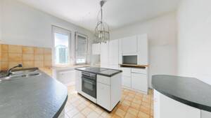 Großzügige 4-Zimmer-Altbauwohnung im denkmalgeschützten Wohnhaus – 70182 Stuttgart – Vorschaubild 7