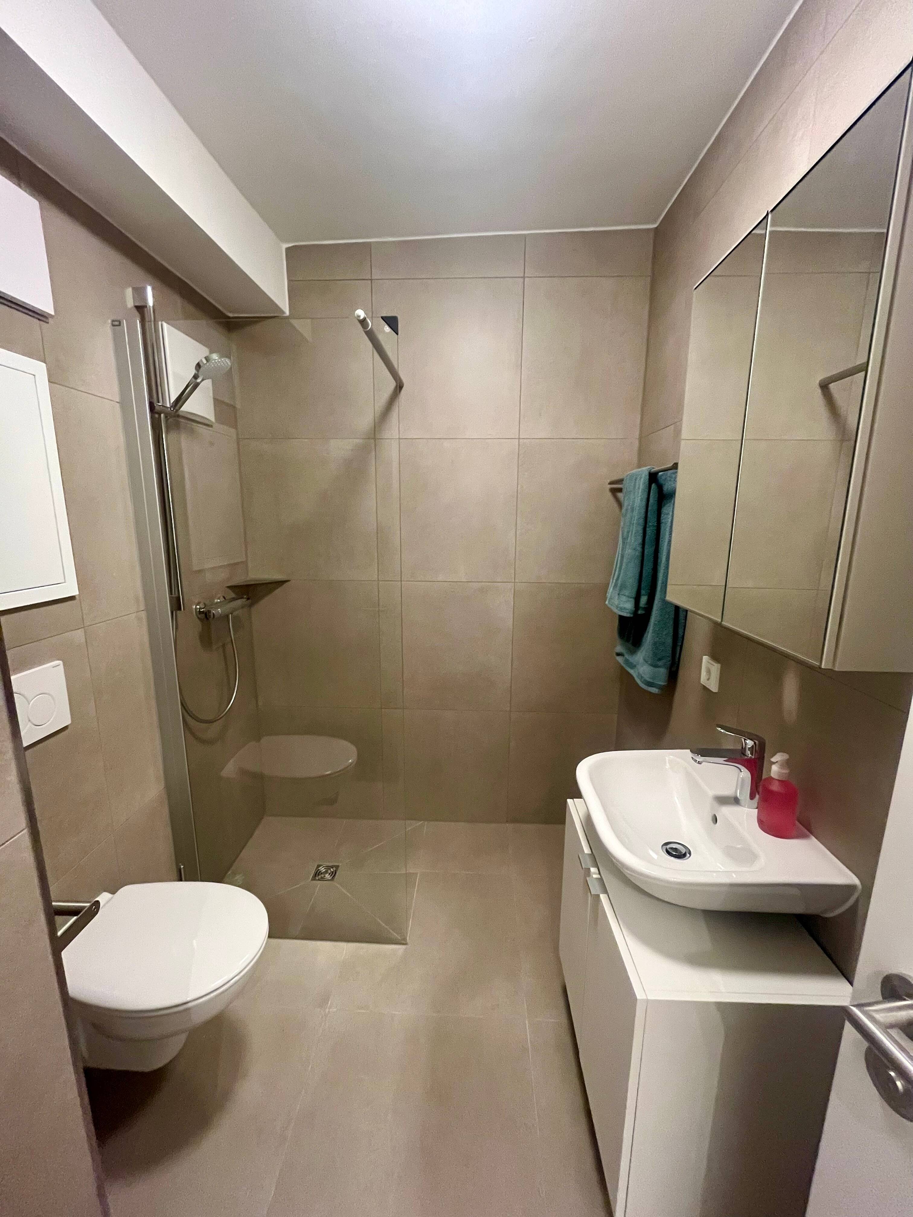 Shared room near S-Bahn S2 – München – Vorschaubild 7
