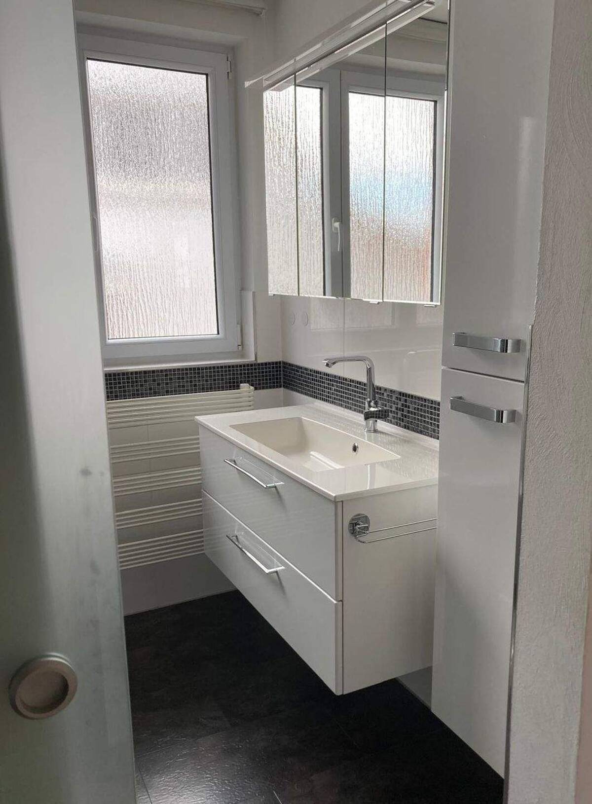 S-Sillenbuch: Ideal für 2: Großzügige 4,5 Zimmerwohnung – 70619 Stuttgart – Bild 1 von 9