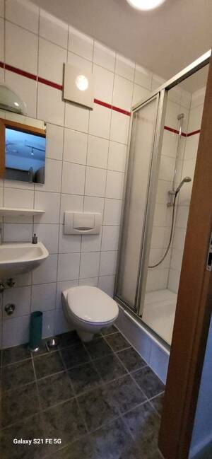 An Studenten zu vermieten, ein möbliertes 1-Zimmer Apartment ! Anfragen bitte nur per E-Mail! – 91054 Erlangen – Vorschaubild 7