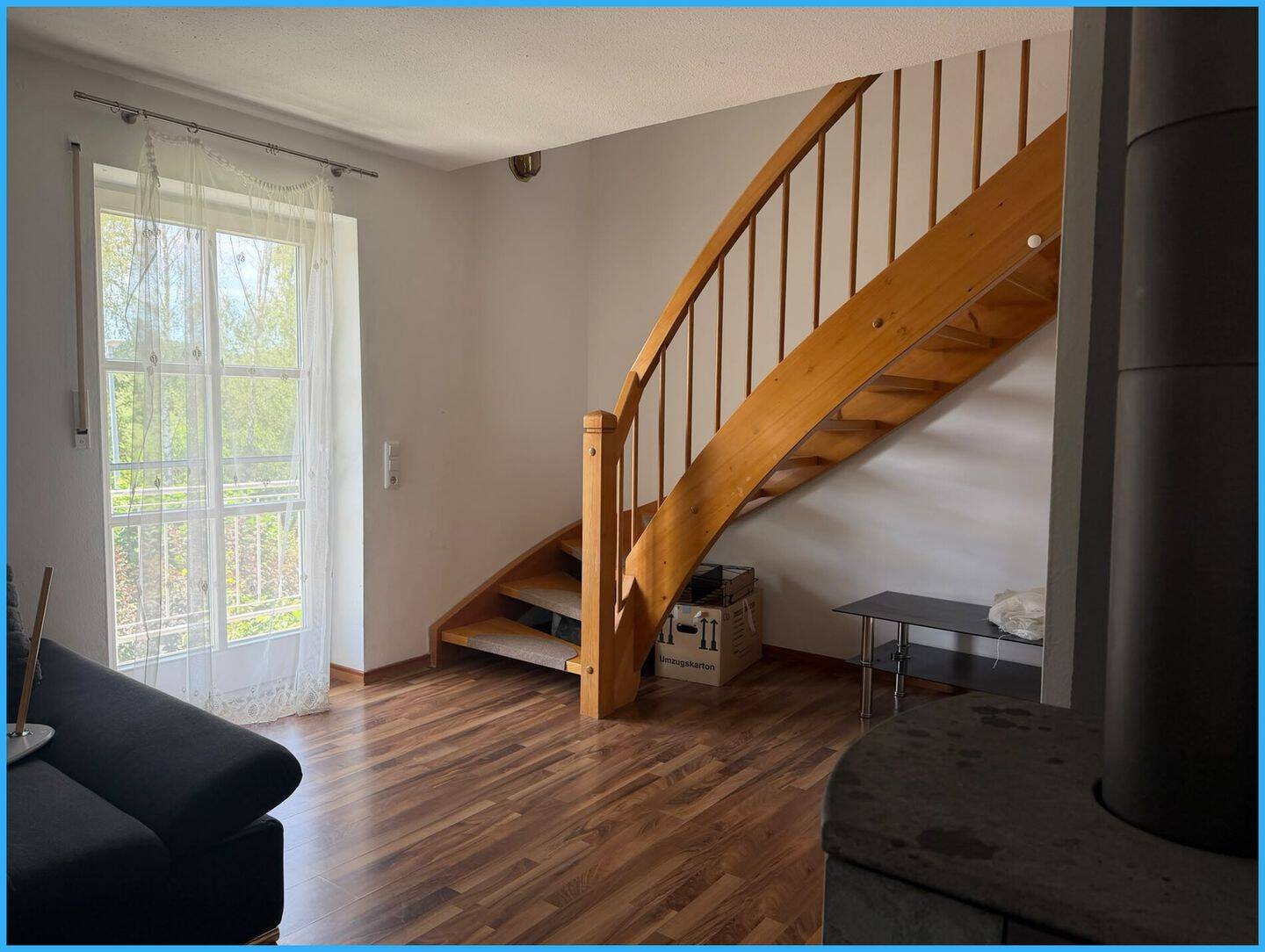 Haus in Haus ERLEBNIS, toll und großzügig über zwei Ebenen samt eigenem Garten mit 250 m2, Garage !!