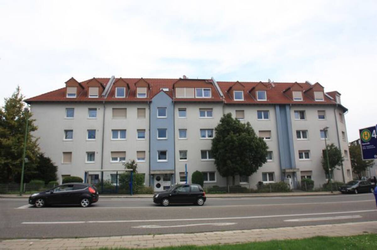Gepflegte Wohnung in 5-Familienhaus – 45309 Essen – Bild 1 von 9