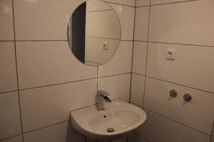 Teilmöbliertes 1-Zimmer Apartment im berühmten Düsseltal – 40239 Düsseldorf – Vorschaubild 7
