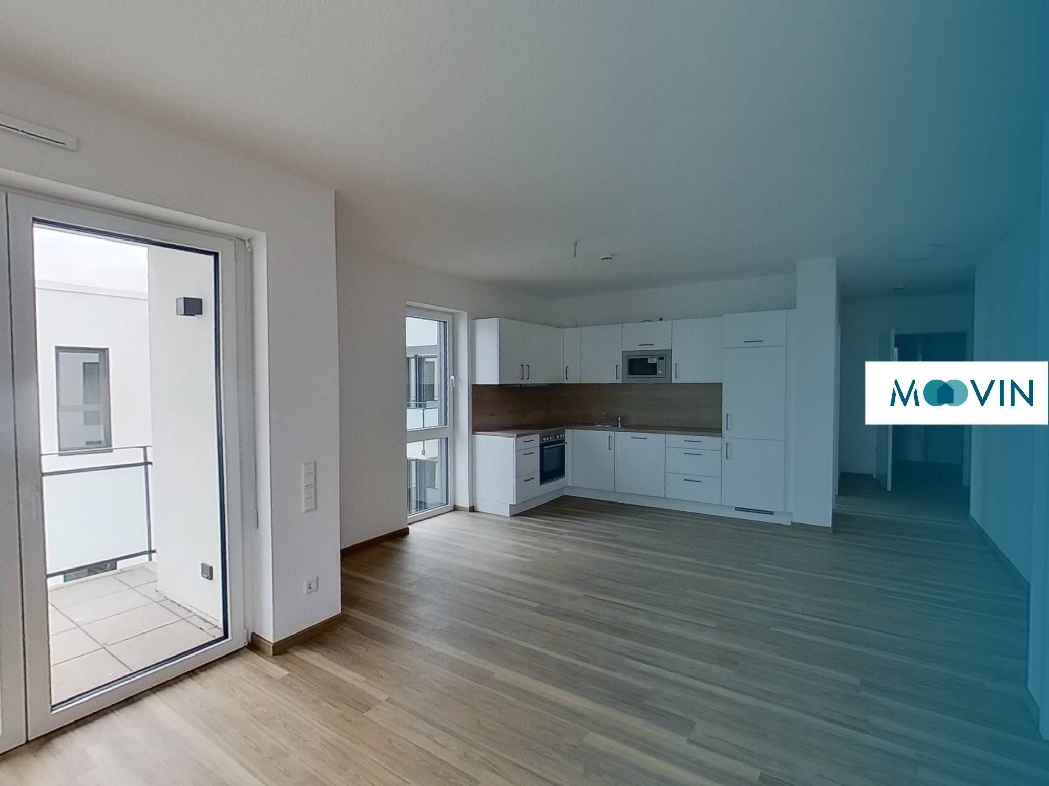 Balkon, Einbauküche, Fußbodenheizung u.v.m. - seniorengerechte 3-Zimmer-Wohnung mit Top-Ausstattun