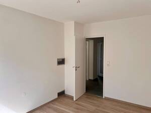 München-Untergiesing/Harlaching: Grundsanierte helle 2-Zimmer-Wohnung mit eigenem Balkon – Erstbezug nach Sanierung – 81547 München – Vorschaubild 8