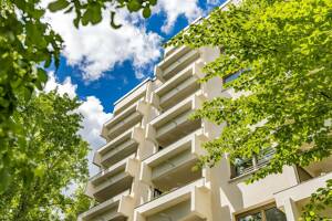 Traum im Grünen: Großzügige, modernisierte 2-Zimmer-Erdgeschosswohnung mit Terrasse – 80469 München – Vorschaubild 9