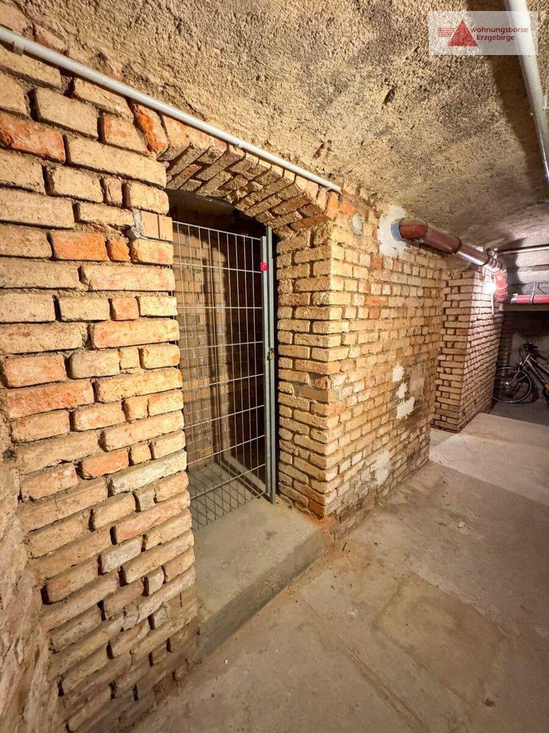 Etagenwohnung in 08280 Aue-Bad Schlema mit 58 m² kaufen