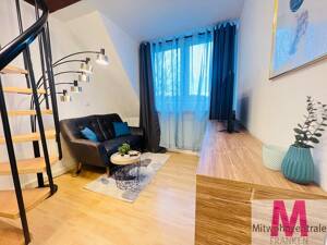 Neue, möblierte Maisonettewohnung im Herzen von Erlangen