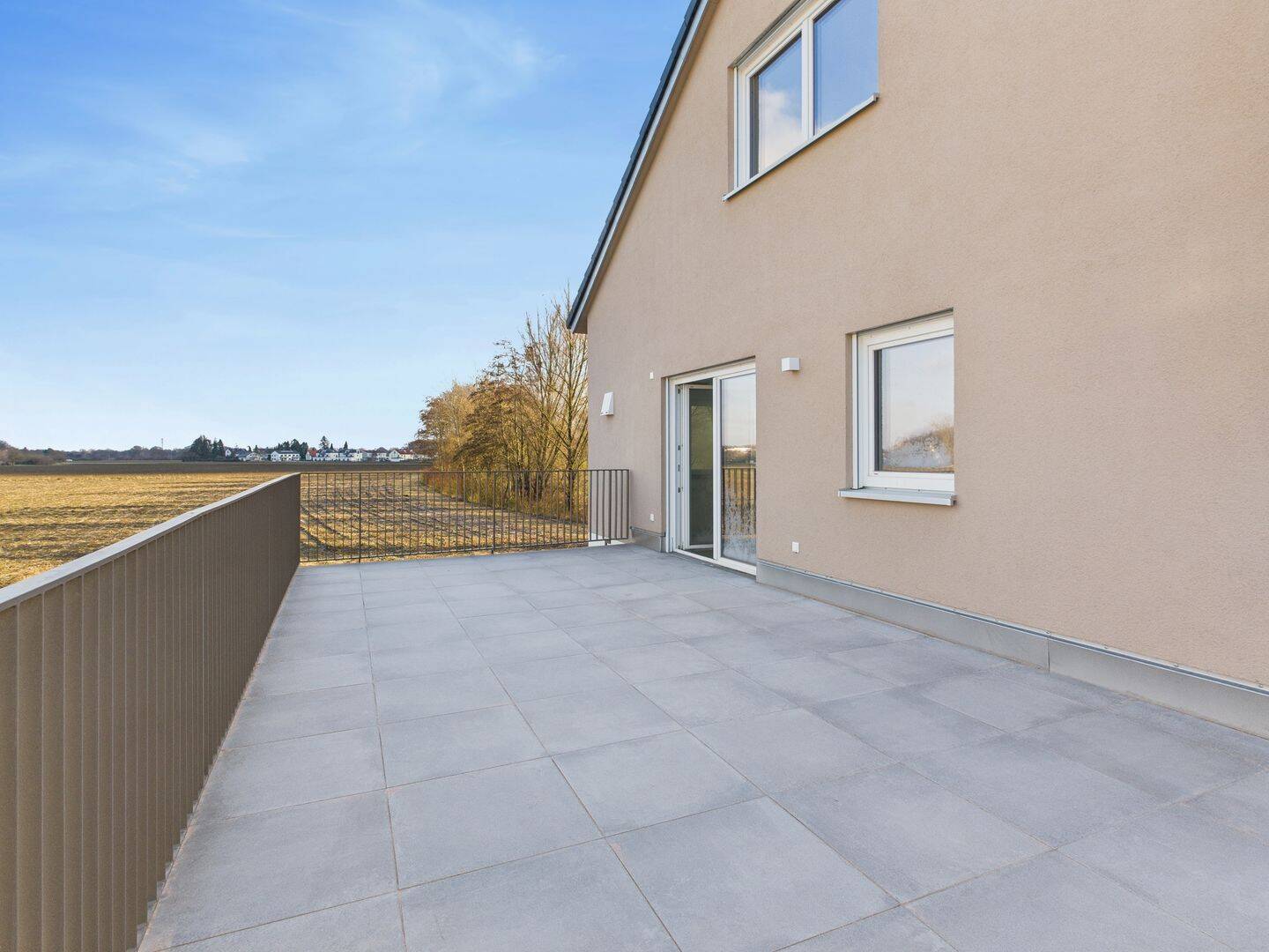 Kurzfristig verfügbar - IN-Süd - 2-ZKB-Wohnung (1. OG) mit XXL-Dachterrasse (27,42m²), ruhige Lage! – Ingolstadt – Vorschaubild 4