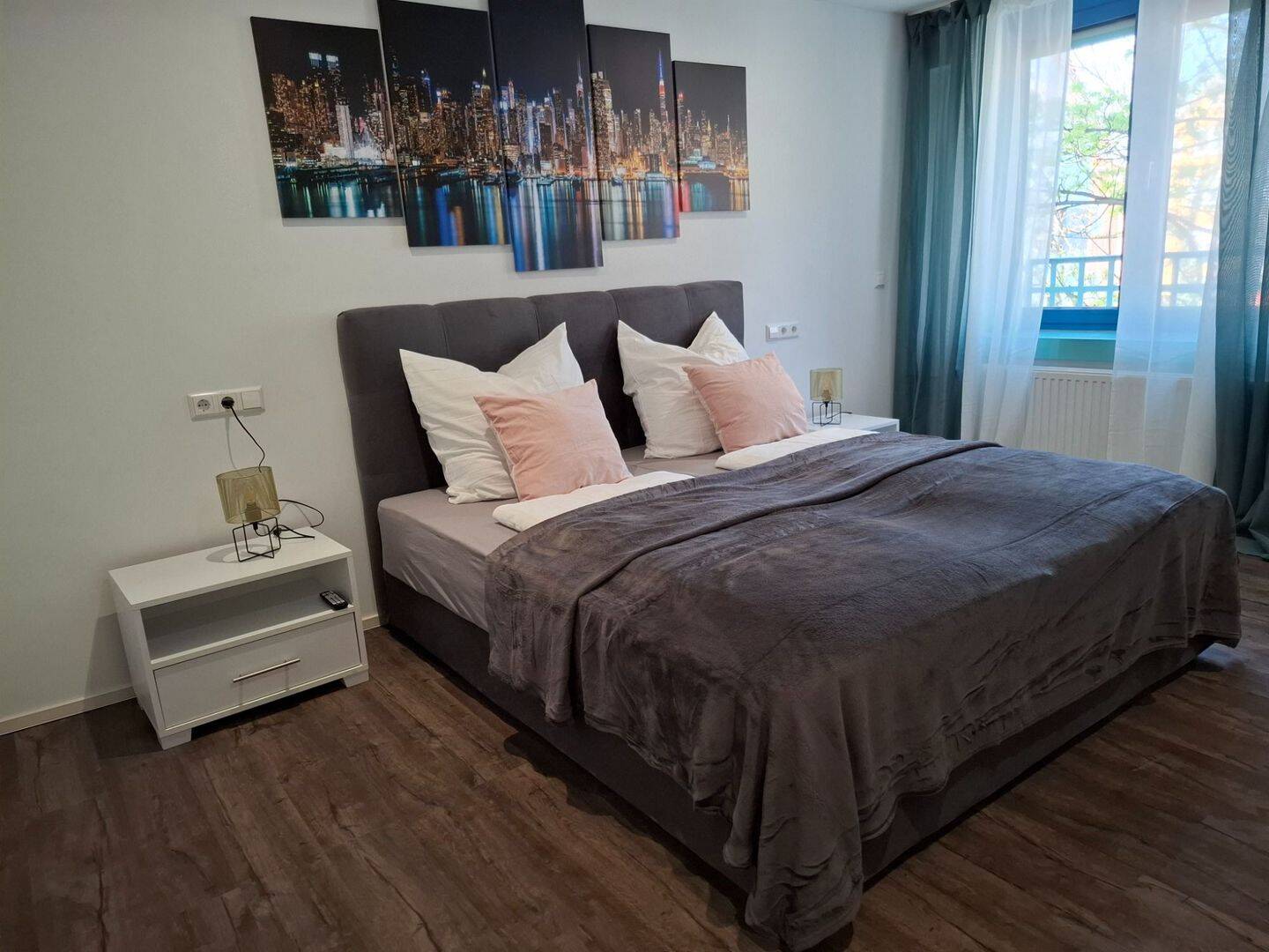 Möbliertes Boardinghaus-Apartment Reutlingen - Zeitwohnen ab 1 Monat – Reutlingen – Vorschaubild 2