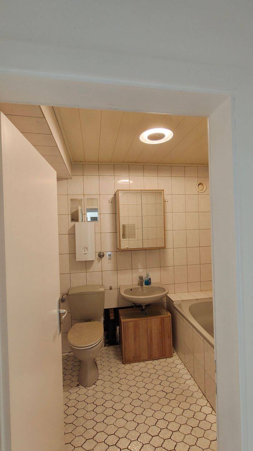 Einzugsbereit: Schöne 2,5-Zimmer-Wohnung im 1. OG mit Balkon – Wuppertal – Vorschaubild 6
