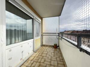 Gut gelegen, klar geschnitten: Schöne 2-Zimmer-Wohnung mit Balkon in Fürth – 90763 Fürth – Vorschaubild 8