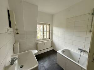 SOMMERAKTION* GROSSE, LEERE 4 ZIMMER MAISONETTE WOHNUNG !!! – Förkelstr. 6, 47259 Duisburg-Süd – Vorschaubild 3