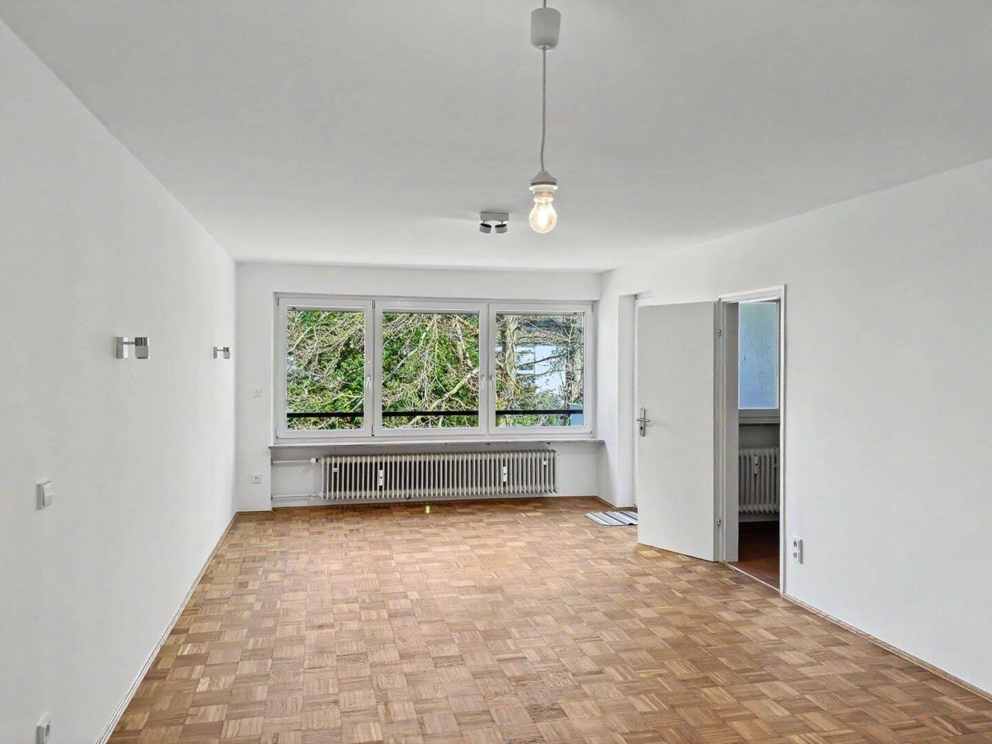 Charmante 1,5-Zimmer-Wohnung mit ruhiger Loggia ins Grüne in Solln – München – Vorschaubild 3
