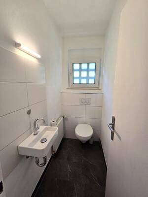 Renovierte 3-Zimmer-Wohnung mit Loggia in grüner Lage von Bielefeld-Sennestadt – 33689 Bielefeld – Vorschaubild 7