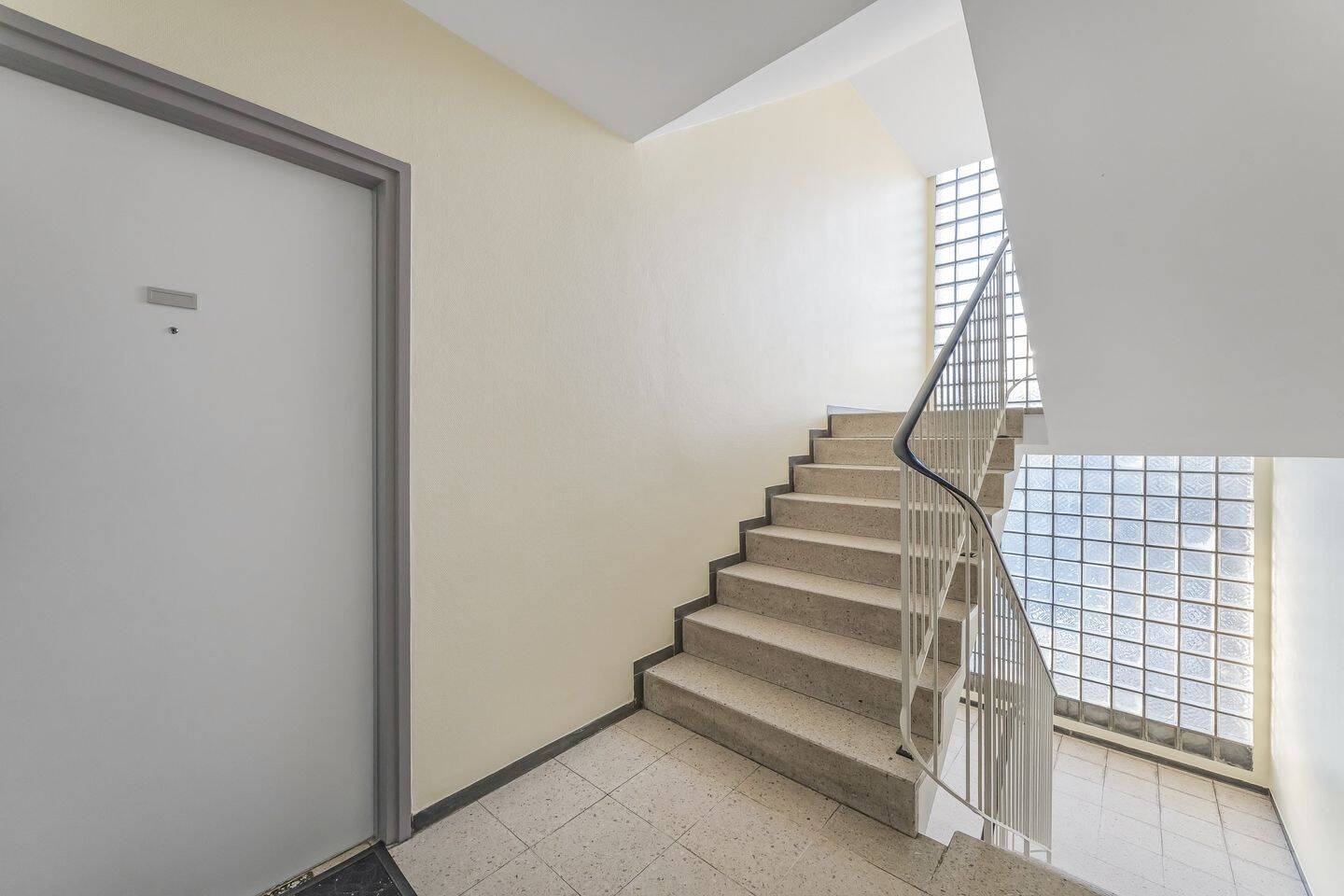 Familienfreundliche 3 - Zimmer Wohnung in gefragter Lage – München – Vorschaubild 8