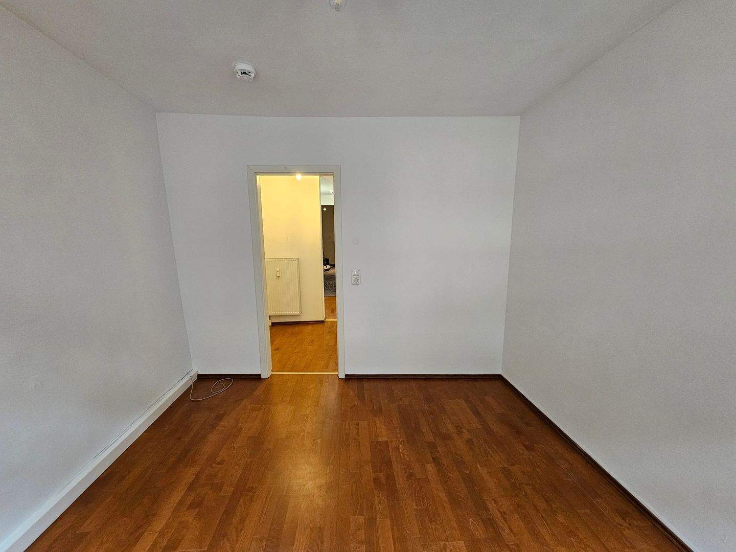 Stilvolle 2,5-Zimmer-Wohnung in zentraler Innenstadtlage – Nürnberg – Vorschaubild 6