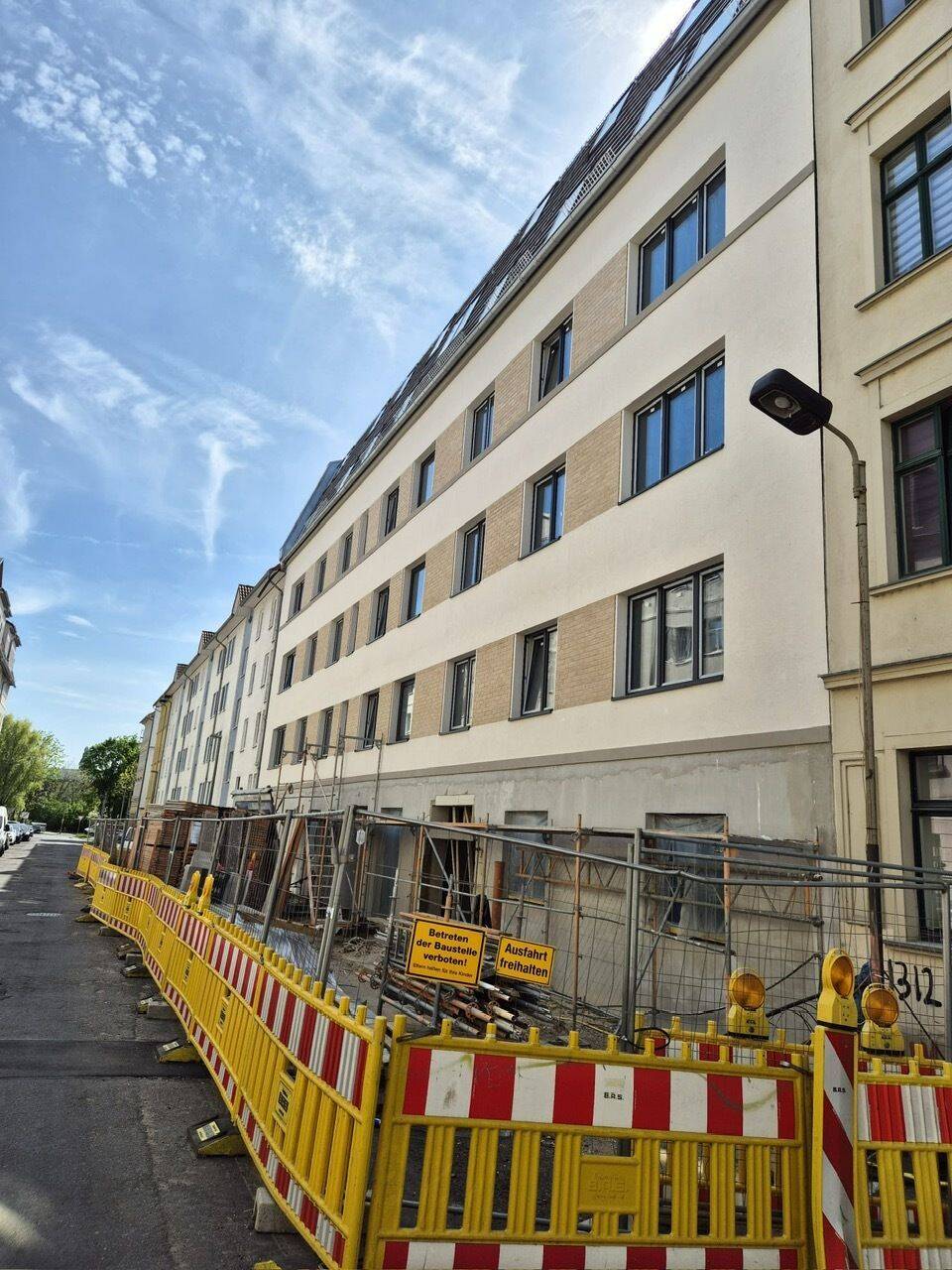 4-Raum Wohnung mit 15 m² großer Dachterrasse-