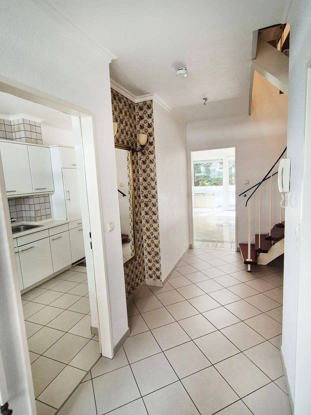 Beliebte Lage am Osterdeich: moderne 4 Zimmer-Maisonette-Wohnung + 2 Balkone + PKW Stellplatz – Bremen – Vorschaubild 5