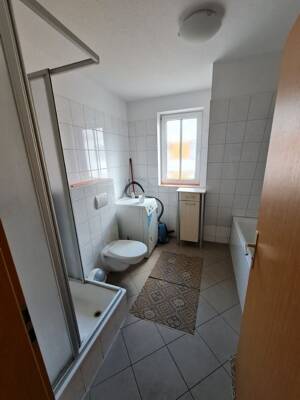 WG-Zimmer zu vermieten in 5er-WG – 7743 Jena – Vorschaubild 2